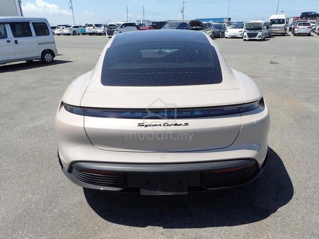 2024 Porsche TAYCAN TURBO S (A) Porsche-ID - 2