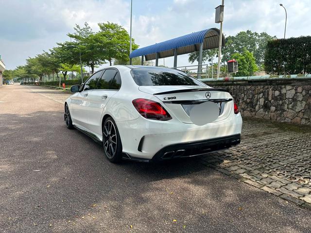2019 Mercedes Benz C300 2.0 AMG LINE (CKD) (A) - 4
