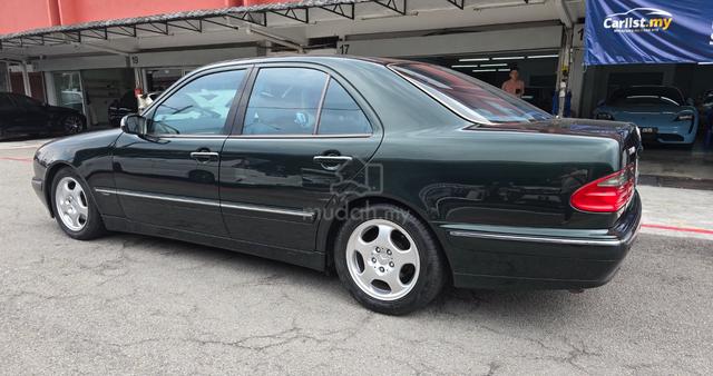 2000 Mercedes Benz E240 ELEGANCE (CBU) 2.4 (A) - 4