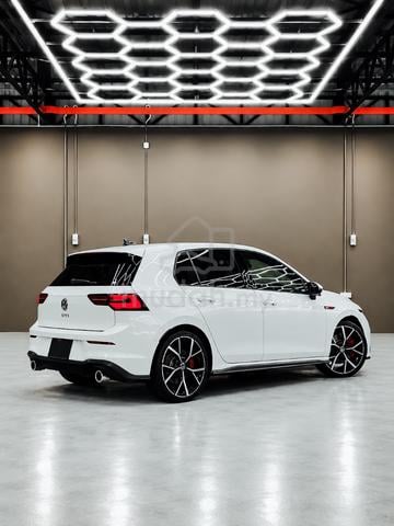 2022 Volkswagen GOLF GTI 2.0 MK8 - 2