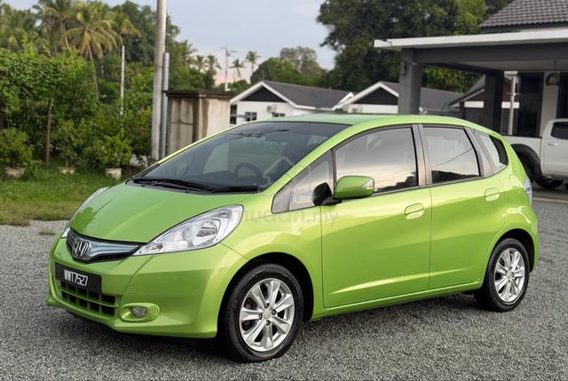2012 Honda JAZZ 1.3 (HYBRID) FACELIFT (A) - 2