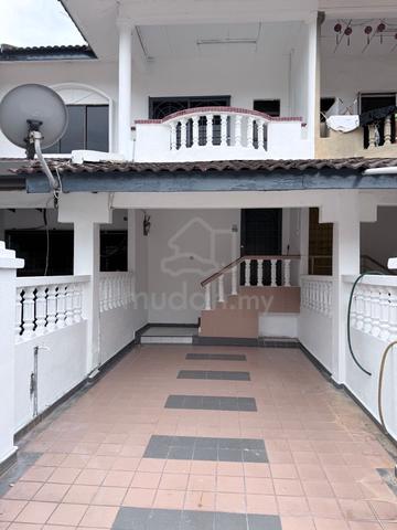 Taman Kota Laksamana Townhouse 1st Floor Jonkerwalk 1