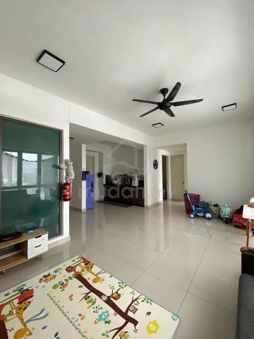 Lake Point Residence 1
