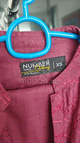 Men's Embroidered Kurta from Pakistan - Maroon (Si - photo 2 of 2
