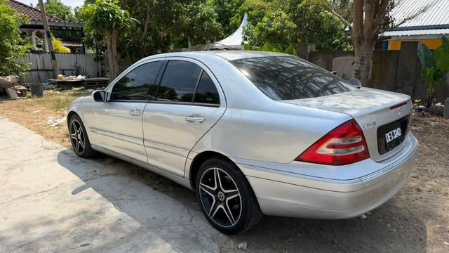 1995 Mercedes Benz 200 2.0 W123 (A) - 4
