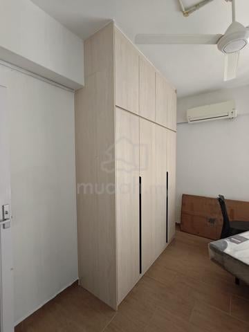 Tanjung Puteri Condo (Stulang Laut) for rent 1