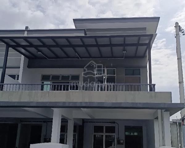 ENDLOT TOWNHOUSE @ Nilai Perdana, Nilai 1