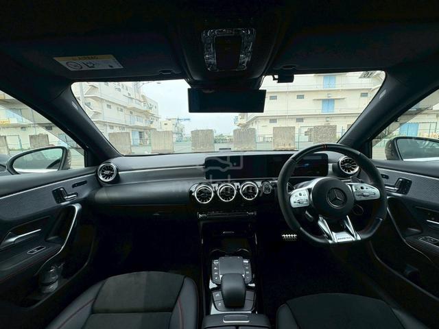 2021 Mercedes Benz A35 HATCHBACK AMG 2.0 20,000KM - 5