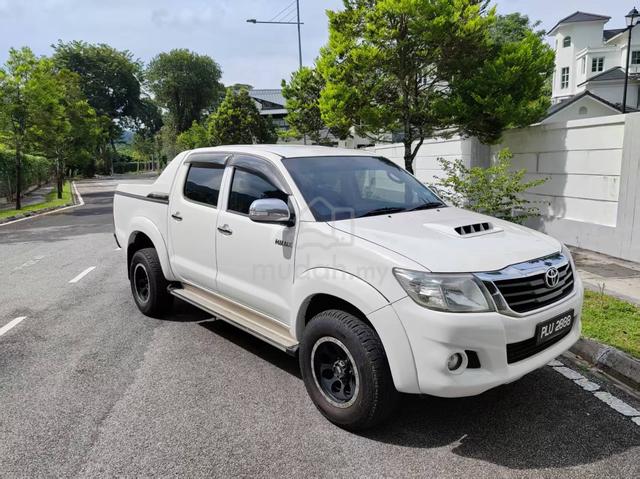 2014 Toyota HILUX 2.5 G VNT (A) - 4