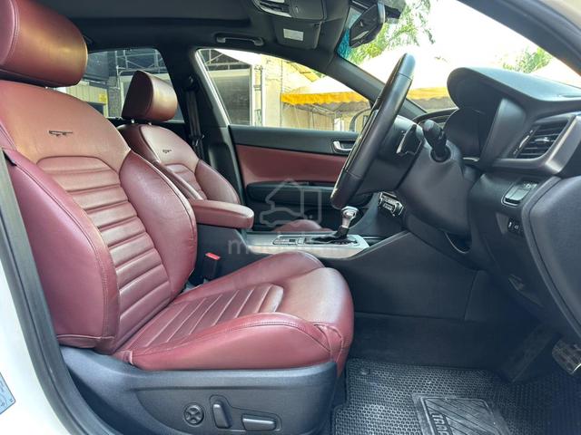 2017 Kia OPTIMA 2.0 GT (A)RED INTERIOR/ LOW MILEGE - 2