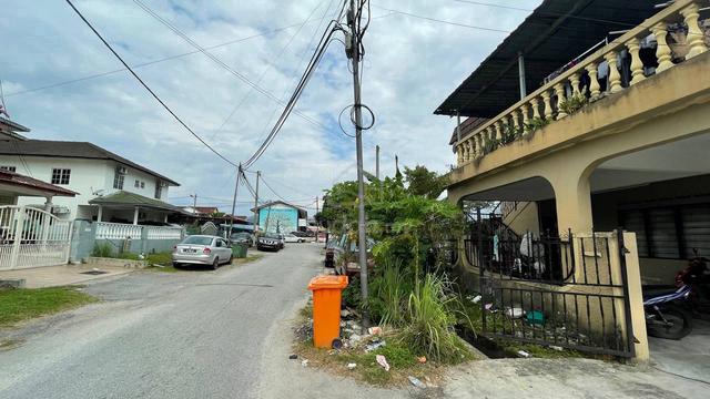 Bungalow Lot +  Selayang Baru Beserta Rumah Sewa 5 Pintu 3