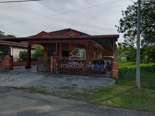 rumah sebuah banglow utk di jual direct owner 1
