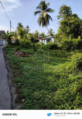Tanah comel tepi smk kangkong pasir mas 1