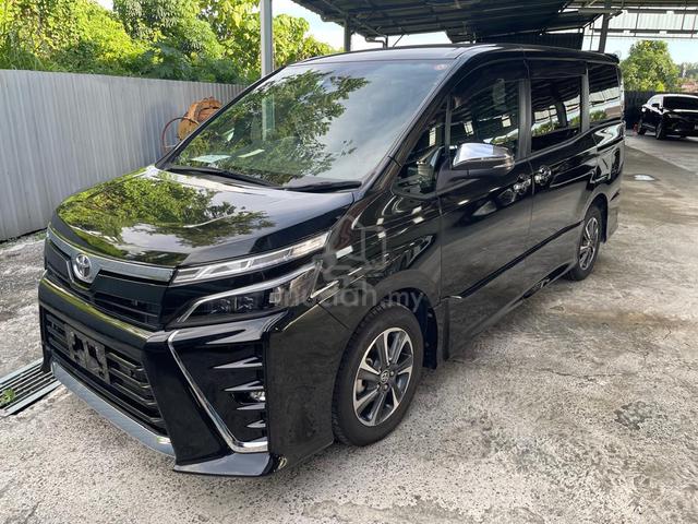 2022 Toyota VOXY 2.0 S-G (A) - 1