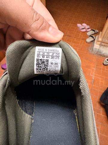 Adidas - photo 2 of 5