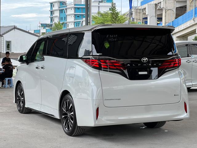 2025 Toyota ALPHARD 2.5L EXECUTIVE LOUNGE HYBRID - 2