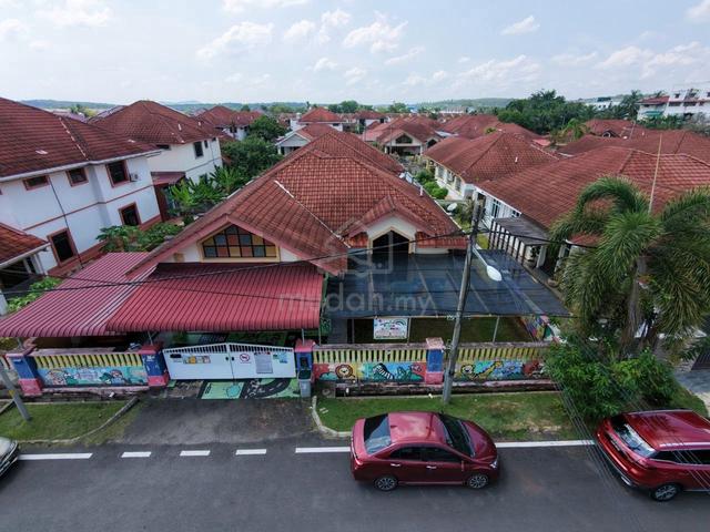 Bungalow Luas Single Storey Taman Yayasan, Segamat - For Sale 1