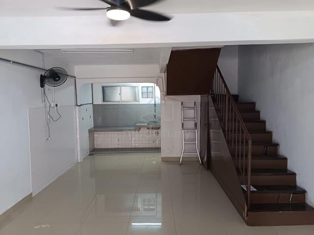 Taman Sri Sinar 2.5-Storey House - For SALE 1
