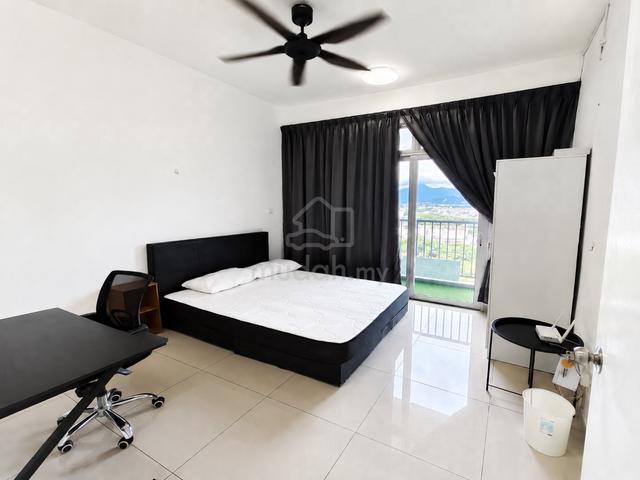 [CHEAPEST] lpoh Town Centre Queen Size Balcony Bedroom For Rent 1