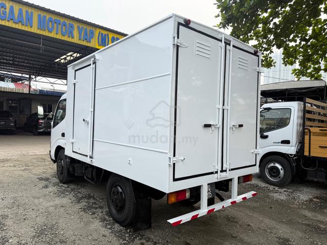 Hino WU300R 1 Ton 10 Kaki Box Bonded 4800KG Lori - photo 2 of 6