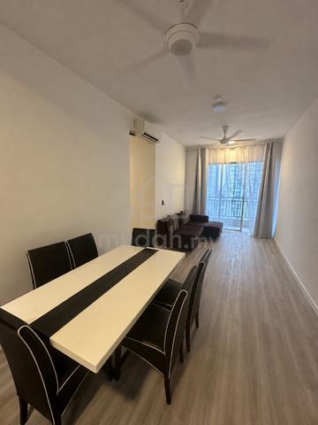 LakeFront Residence 1