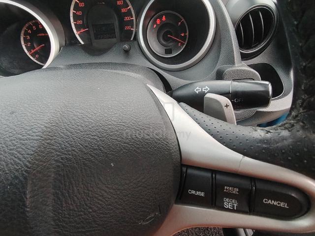 2009 Honda JAZZ 1.5 V (A) - 4