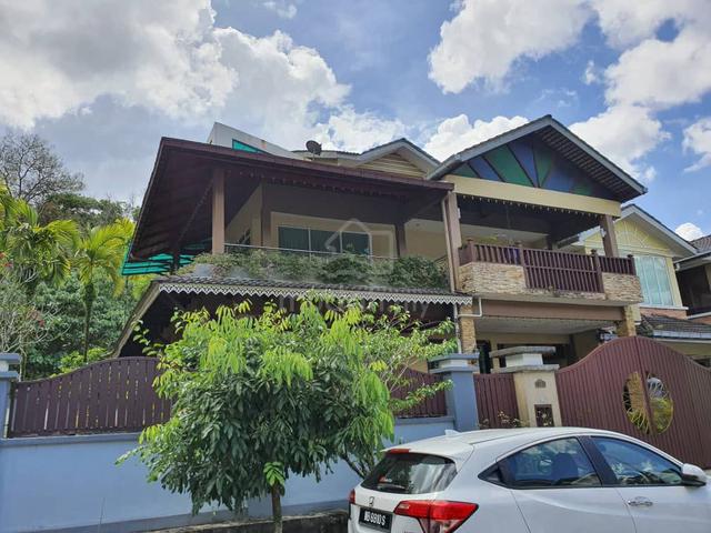 Laman Oakleaf Bukit Antarabangsa, 2.5 Storey Superlink Corner Lot 1