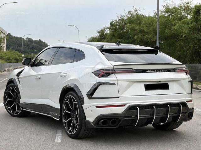 2019 Lamborghini Urus FROST CARBON BODY KIT - 2