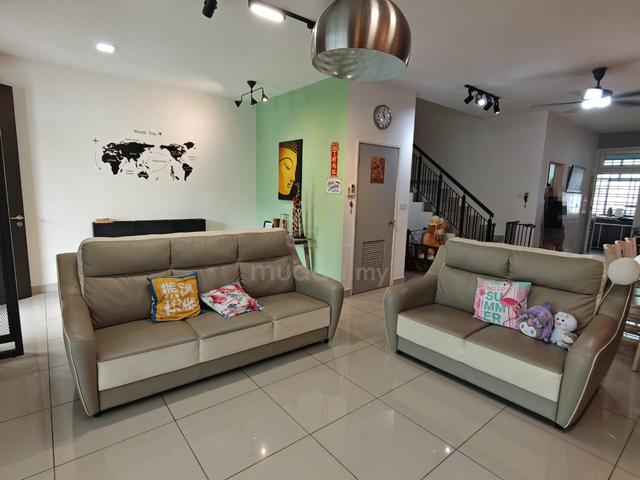 Horizon Hills @The Green Double Storey Terrace House For Sales 1