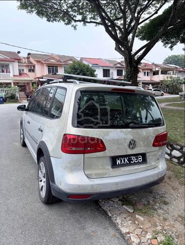 2012 Volkswagen CROSS TOURAN 1.4 TSI (A) - 4