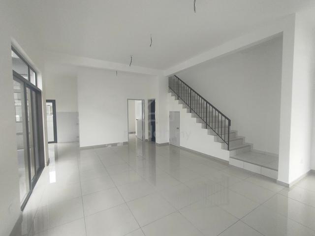 [BELOW MARKET] 2 Sty Regent Garden Eco Grandeur Avenham Norton Graham 1