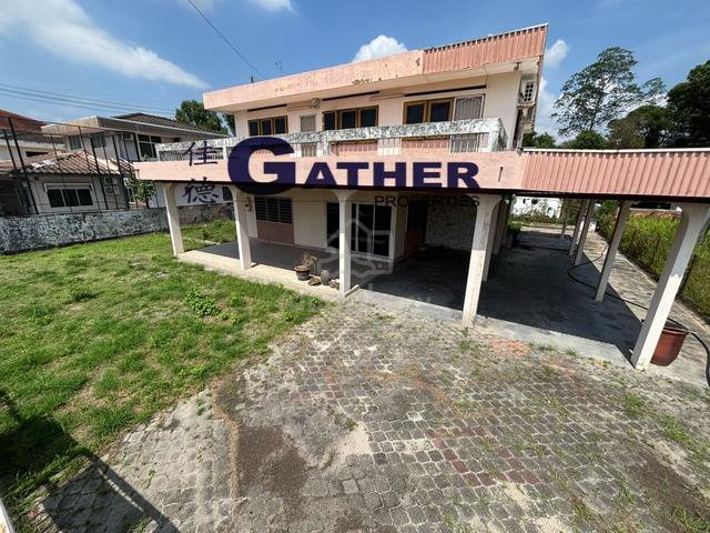 2 Storey Bungalow For Sale, Taman Golf, Ipoh 1