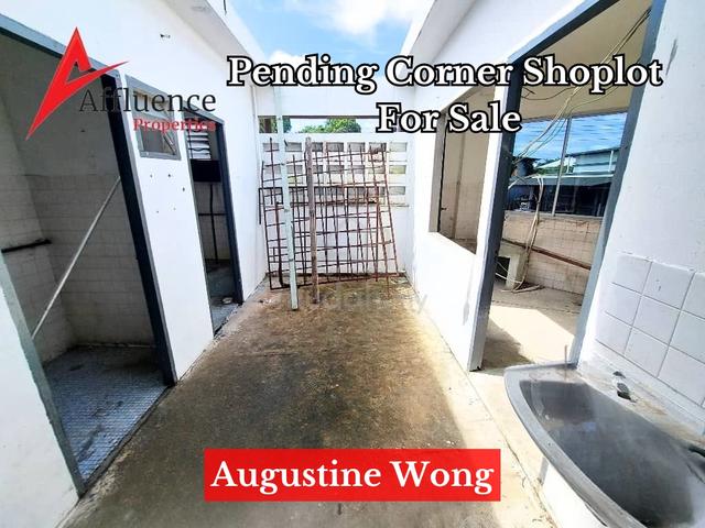 FOR SALE – 2-Storey Corner Shoplot @ Pending 3
