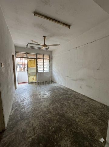 Shop Apartment Taman Perindustrian Tan Sri Yaacob 1