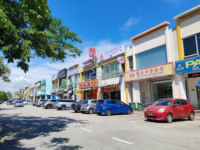 2 sty shop Bandar Parklands Klang 22 x 75 ( First Floor ) 1