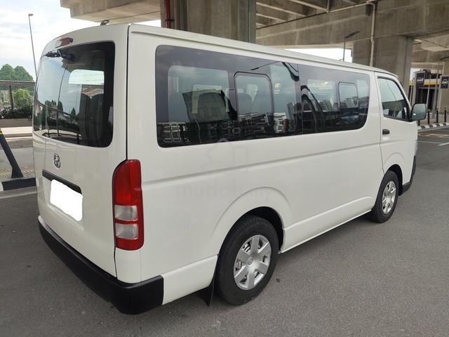 2008 Toyota Hiace 2.5 (M) Low Roof Window Van - 3