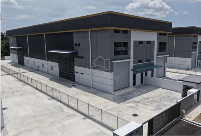 Jenjarom, Banting, New, Semi-D Cluster, 1 & Half Storey Factory 1