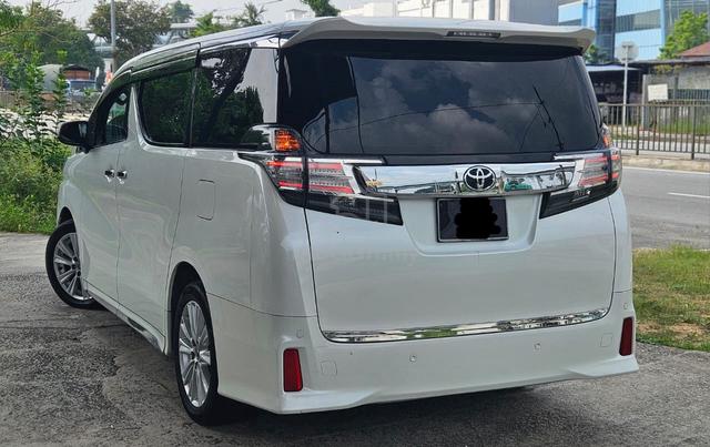 Toyota VELLFIRE 2.5 ZA 2P/door 7seat Ambient light - 3