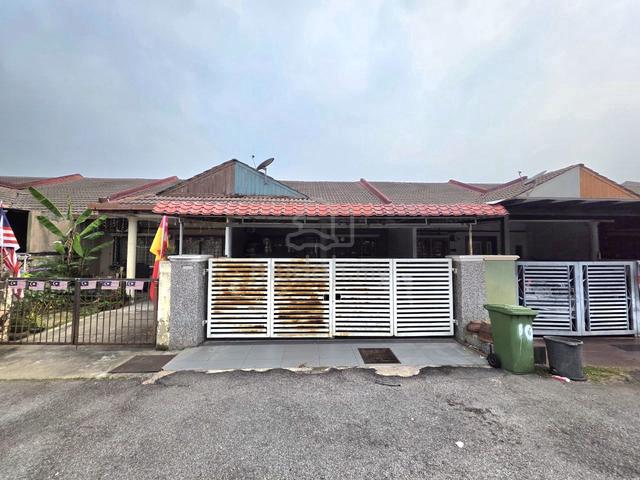 Dekat Surau 1 Storey Terrace Taman Sri Melor, Sek 7 Bangi 1
