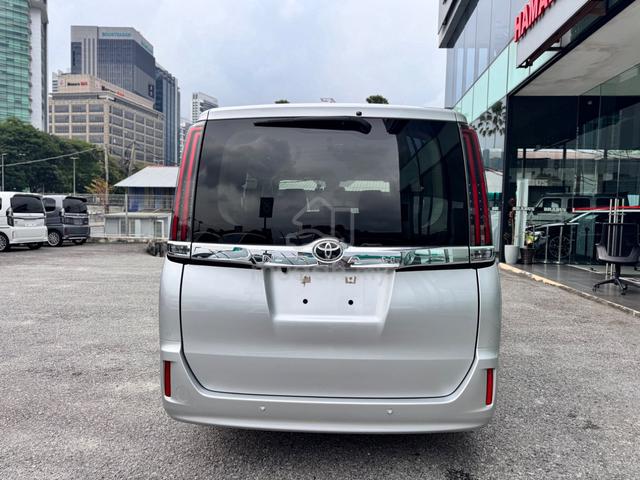 2022 Toyota NOAH 2.0 X  (A) [POWER DOOR] - 4