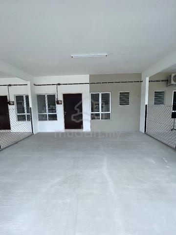 Nice Single Storey Terrance 20x70 Ledaya Iringan Bayu For Rent 1
