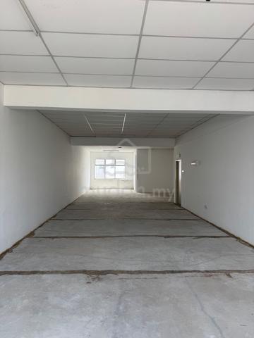 Pulai Mutiara 1st floor Shop for Rent 1