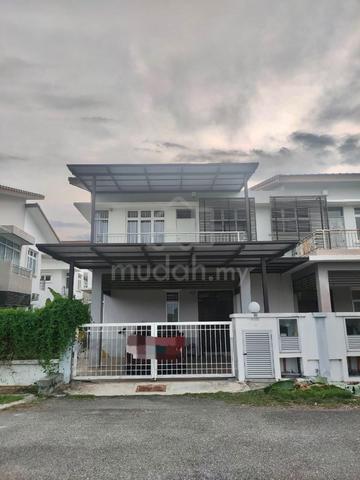 Tiara Golf - Tiaraville Vila 2 storey semi-D Renovated Ayer Keroh 1