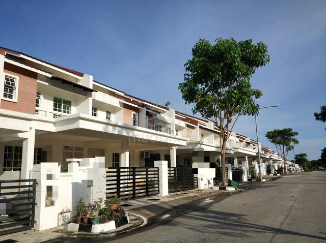 Direct Owner:Room for Rent (Bandar Botanica CT, Jln. Sungai Air Putih) 1