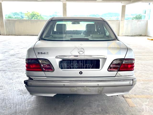 2000 Mercedes Benz E-CLASS 2.6 240 ELEGANCE (CKD) - 4
