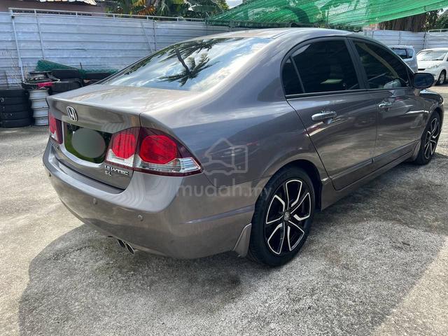 2011 Honda CIVIC 1.8 S-L iVTEC FACELIFT (A) - 4