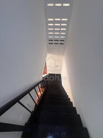 Kluang Taman Kg Majid Rumah 2 Tingkat SiapRenoCantik FulLoan FulMosaic 4