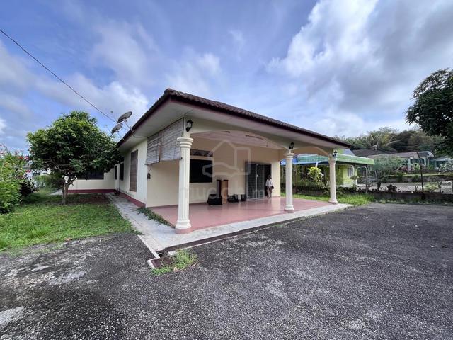 Bungalow For Rent Kampung Rim, Jasin Melaka 1
