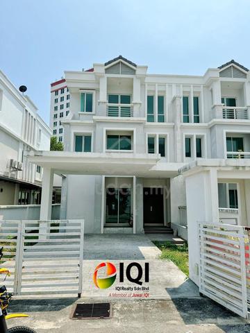 Taman Aston 3 Storey Semi D Gated and Guarded 6 Bedrooms 1