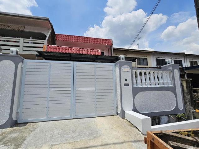 Tun Aminah Jalan Nakhoda Double Storey For Sales 1
